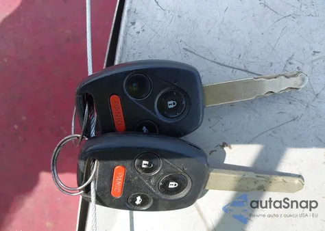 2006 Honda Accord 2.4 Se z USA, uszkodzony, nr VIN 1HGCM56316A133970